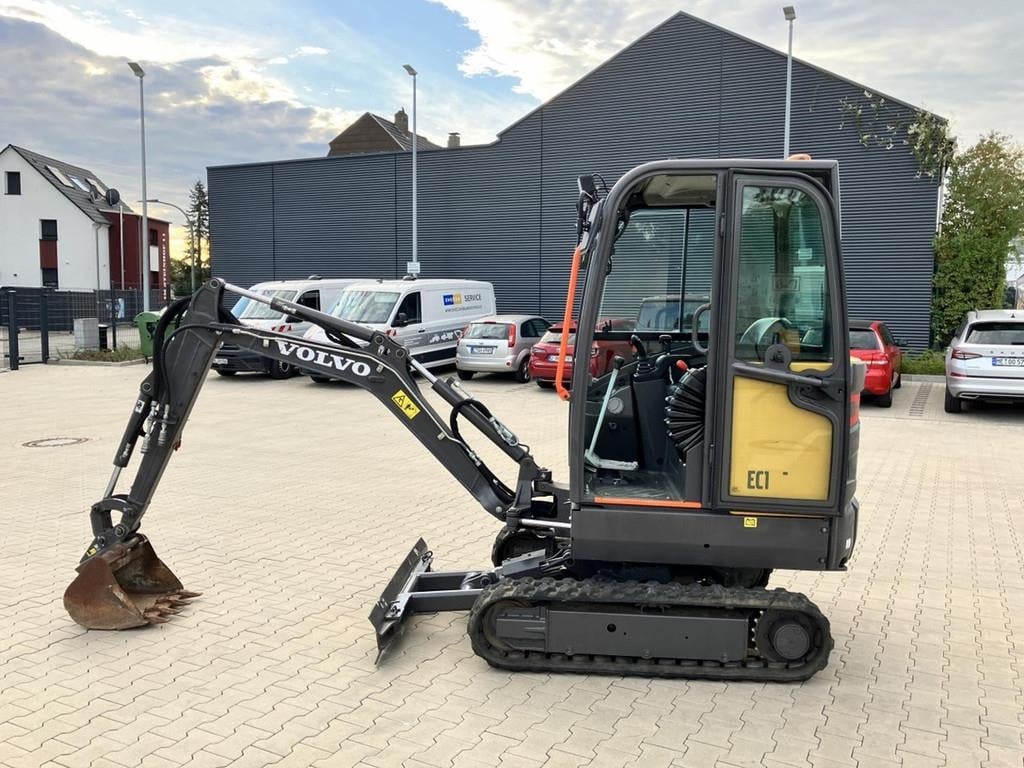 volvo-ec-18-e,25f9ada9-3.jpg